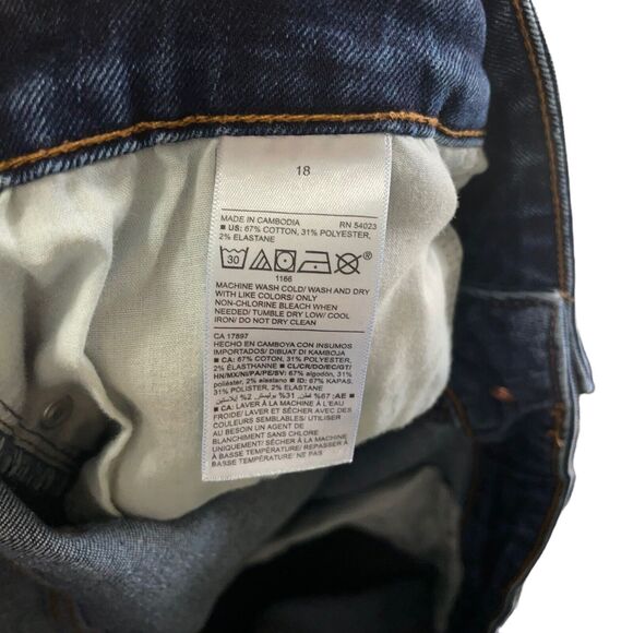 Old Navy Straight Leg Medium Wash Blue Jeans Women's Size 18 Denim Stretch - Picture 7 of 7